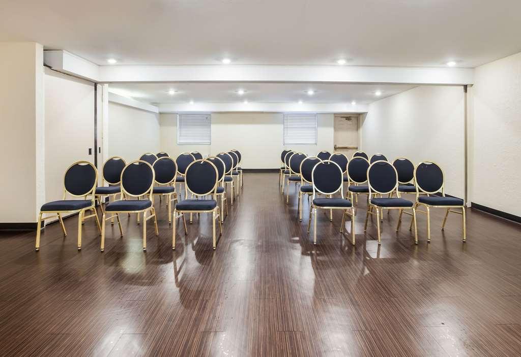 Bhagat Hotels Stone Mountain Atlanta BW Signature Collection 塔克 设施 照片