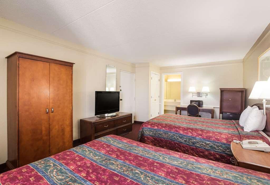 Bhagat Hotels Stone Mountain Atlanta BW Signature Collection 塔克 客房 照片