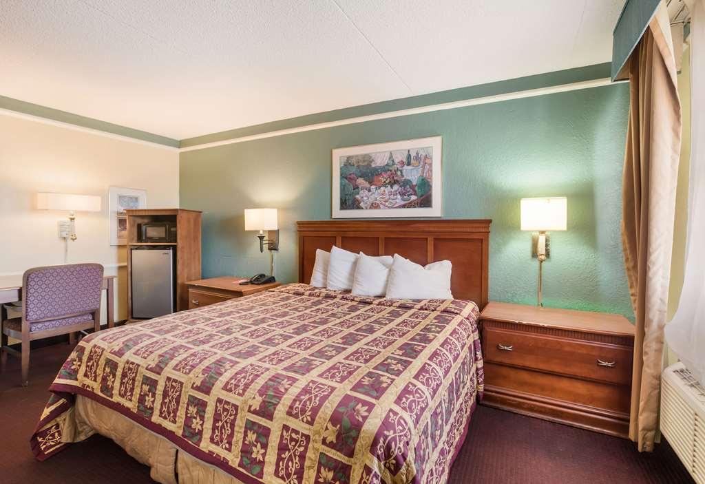 Bhagat Hotels Stone Mountain Atlanta BW Signature Collection 塔克 客房 照片