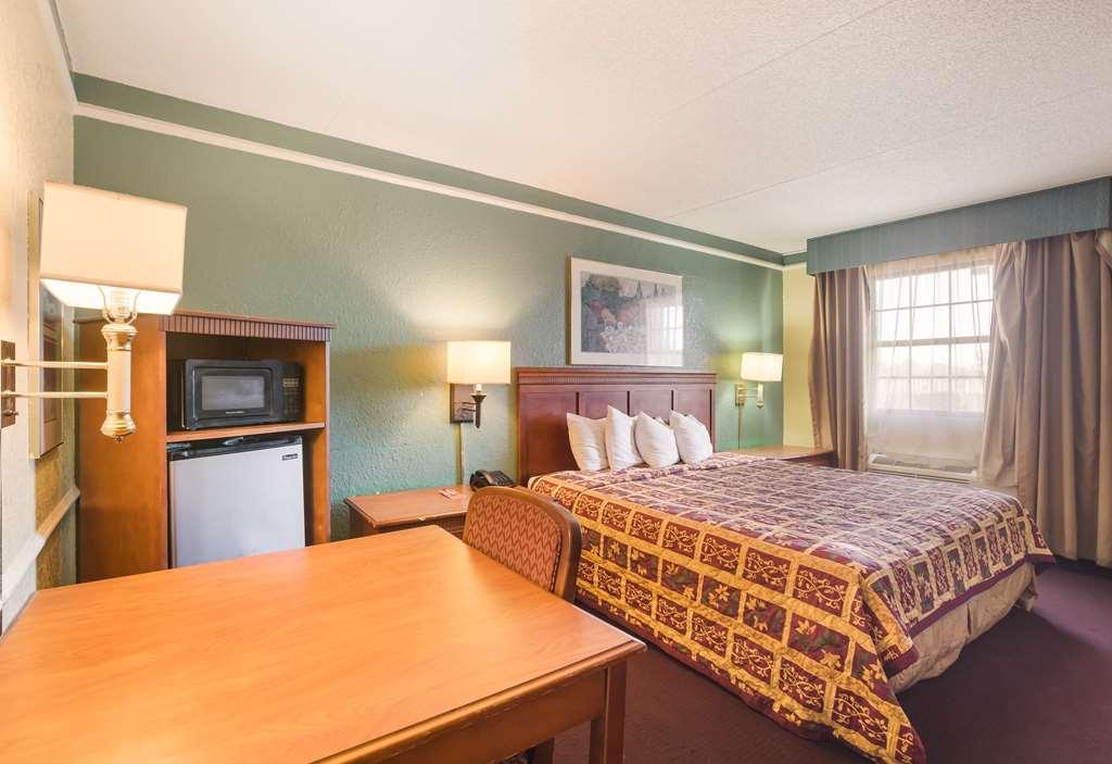 Bhagat Hotels Stone Mountain Atlanta BW Signature Collection 塔克 客房 照片