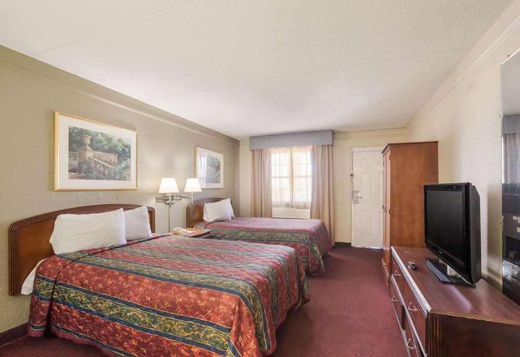 Bhagat Hotels Stone Mountain Atlanta BW Signature Collection 塔克 客房 照片