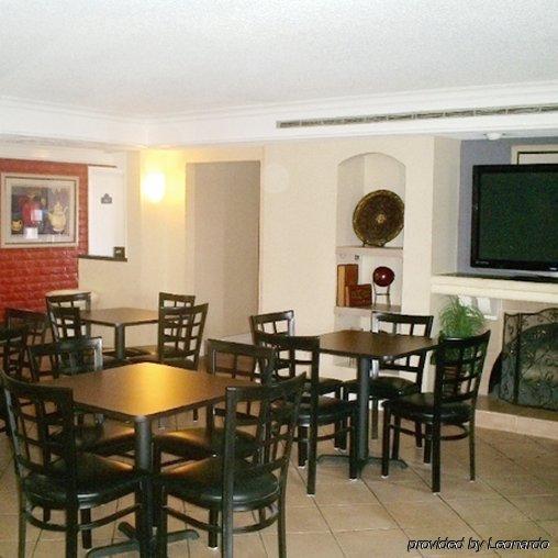 Bhagat Hotels Stone Mountain Atlanta BW Signature Collection 塔克 餐厅 照片
